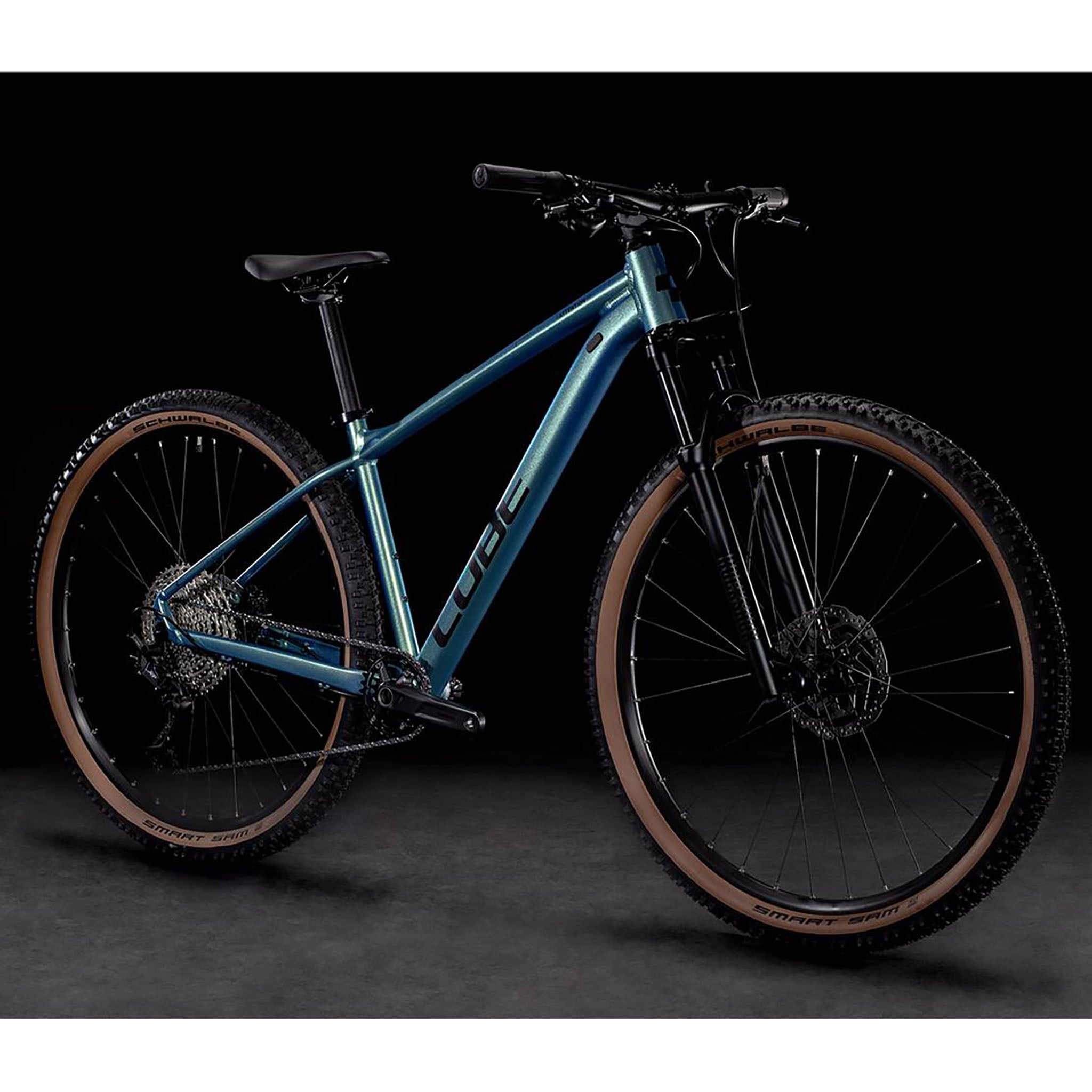 Cube attention sale hardtail mountain bike