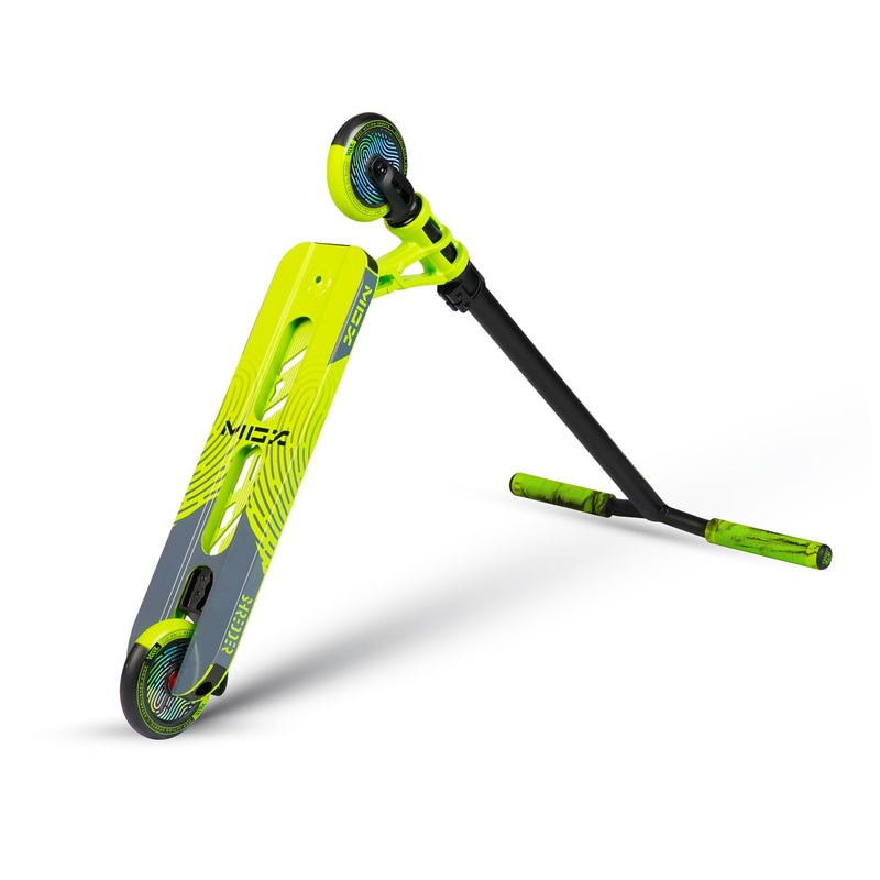 Madd Gear Shredder Scooter Black/Lime