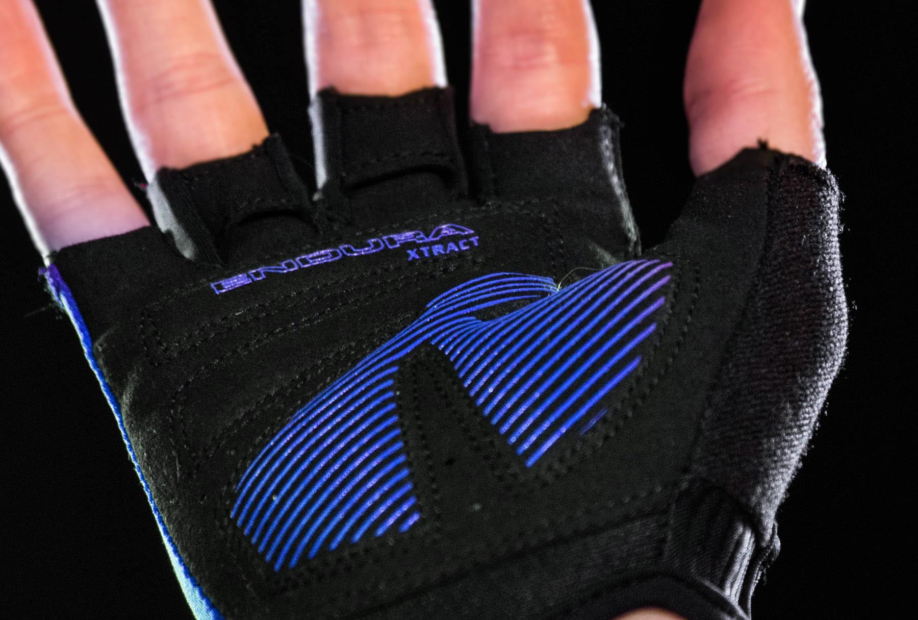 Endura fingerless hot sale gloves