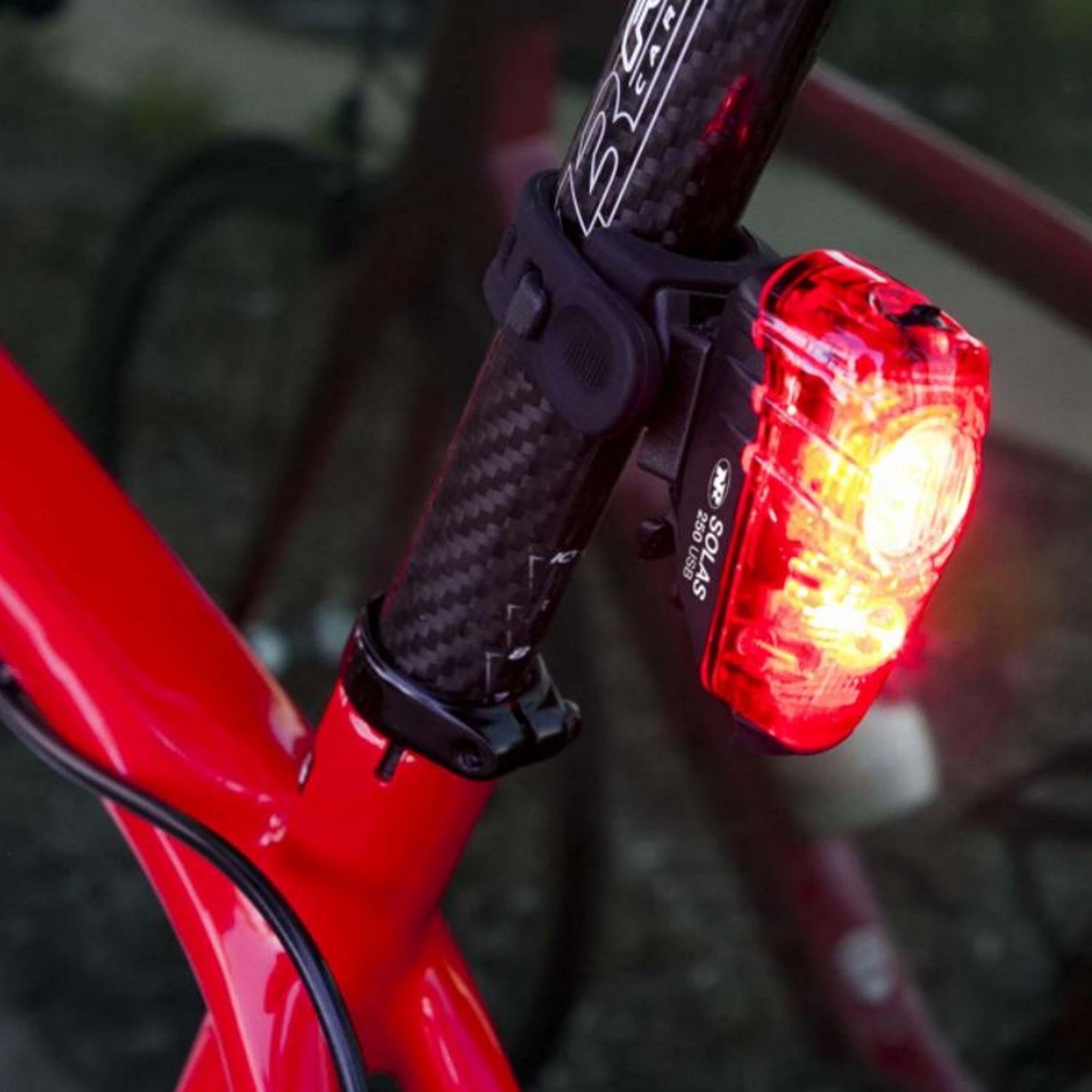 Niterider solas hot sale 250 rear light